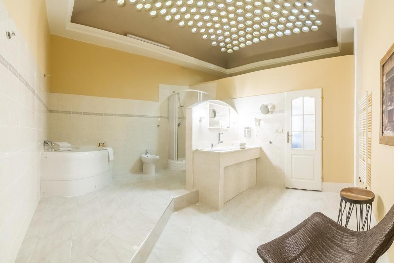 Grandhotel Salva Litomerice Ngoại thất bức ảnh